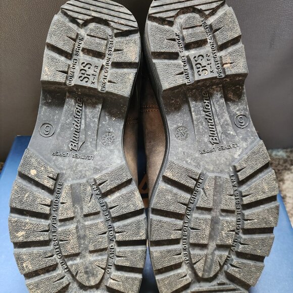 Brown Blundstone Boots 9 Womens - Picture 4 of 7